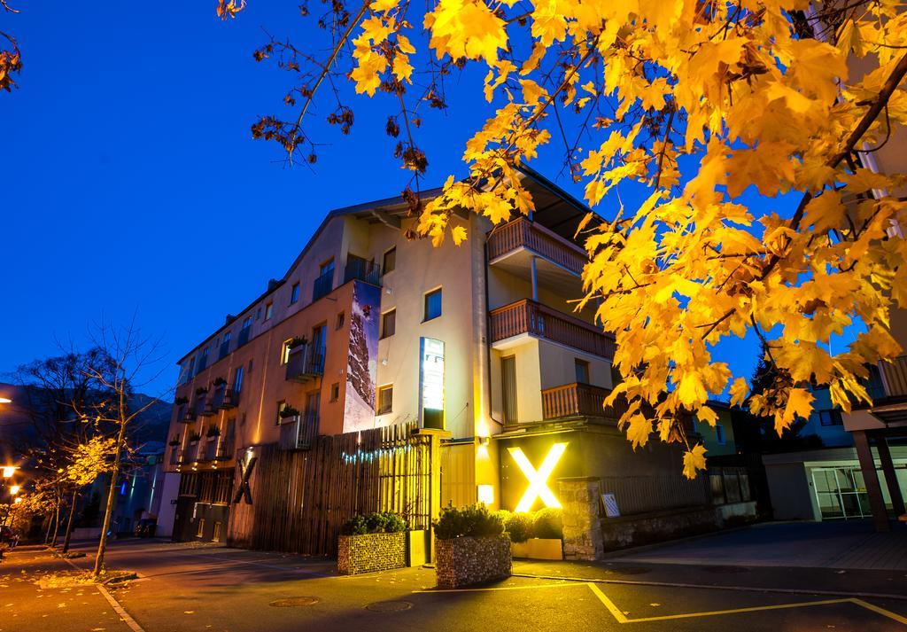Living Max Hotel 젤암제 외부 사진